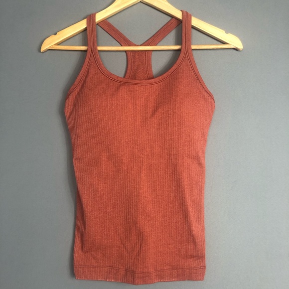 Lululemon Ebb To Street Tank Size 6 - Cranberry - Picture 1 of 4
